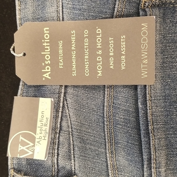 WIT & WISDOM 'Ab'Solution High Waist Raw Hem Crop Slim Straight Leg Jeans 6 NWT - Picture 14 of 15